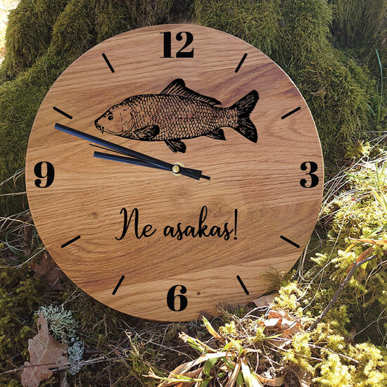 Koka sienas pulksteņi jautrībai