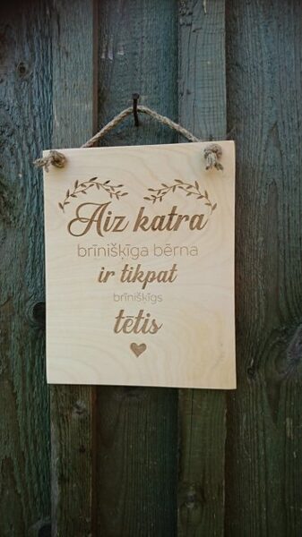 DEKORI AR UZRAKSTIEM/KOKA UN AUDUMA/