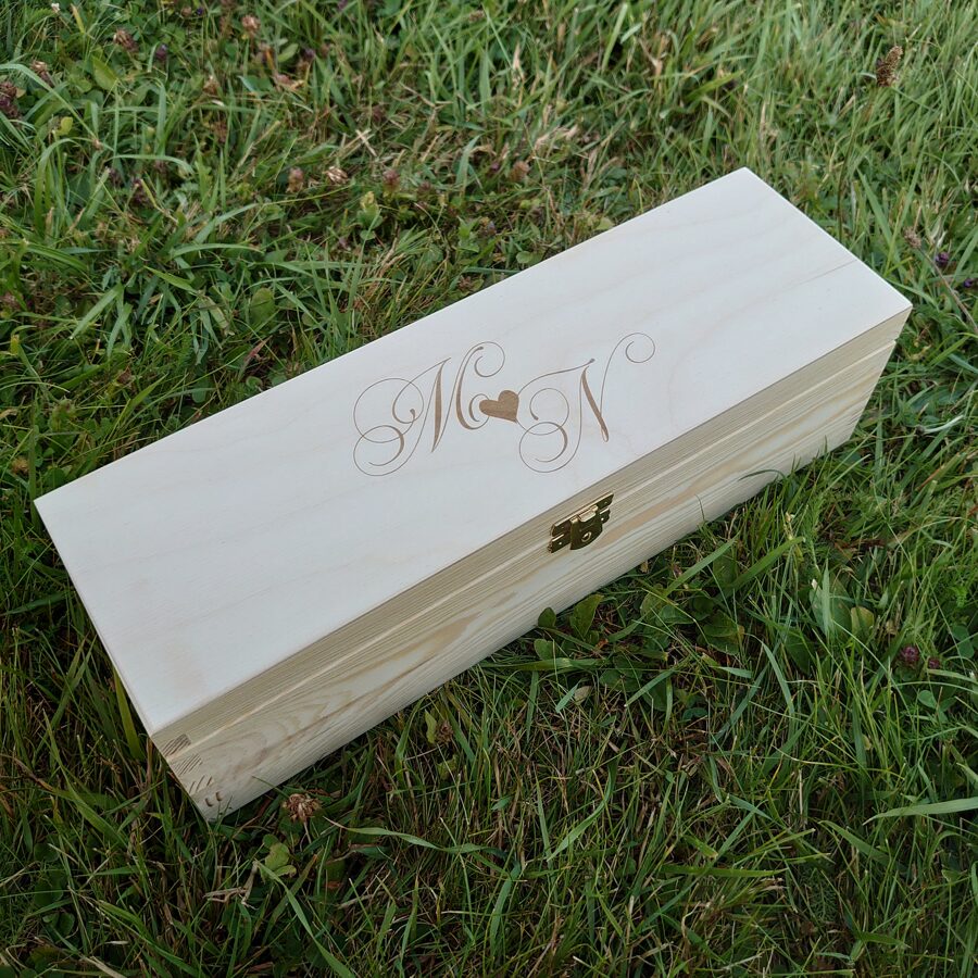 Koka vīna kaste ar aizdarīti  360 x 110 x 100 mm /ZSKK152/