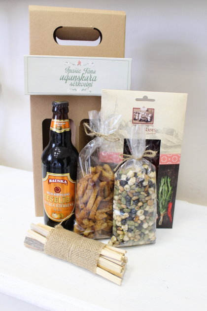 Gardumu komplekts TRĪS VĪRI LAIVĀ