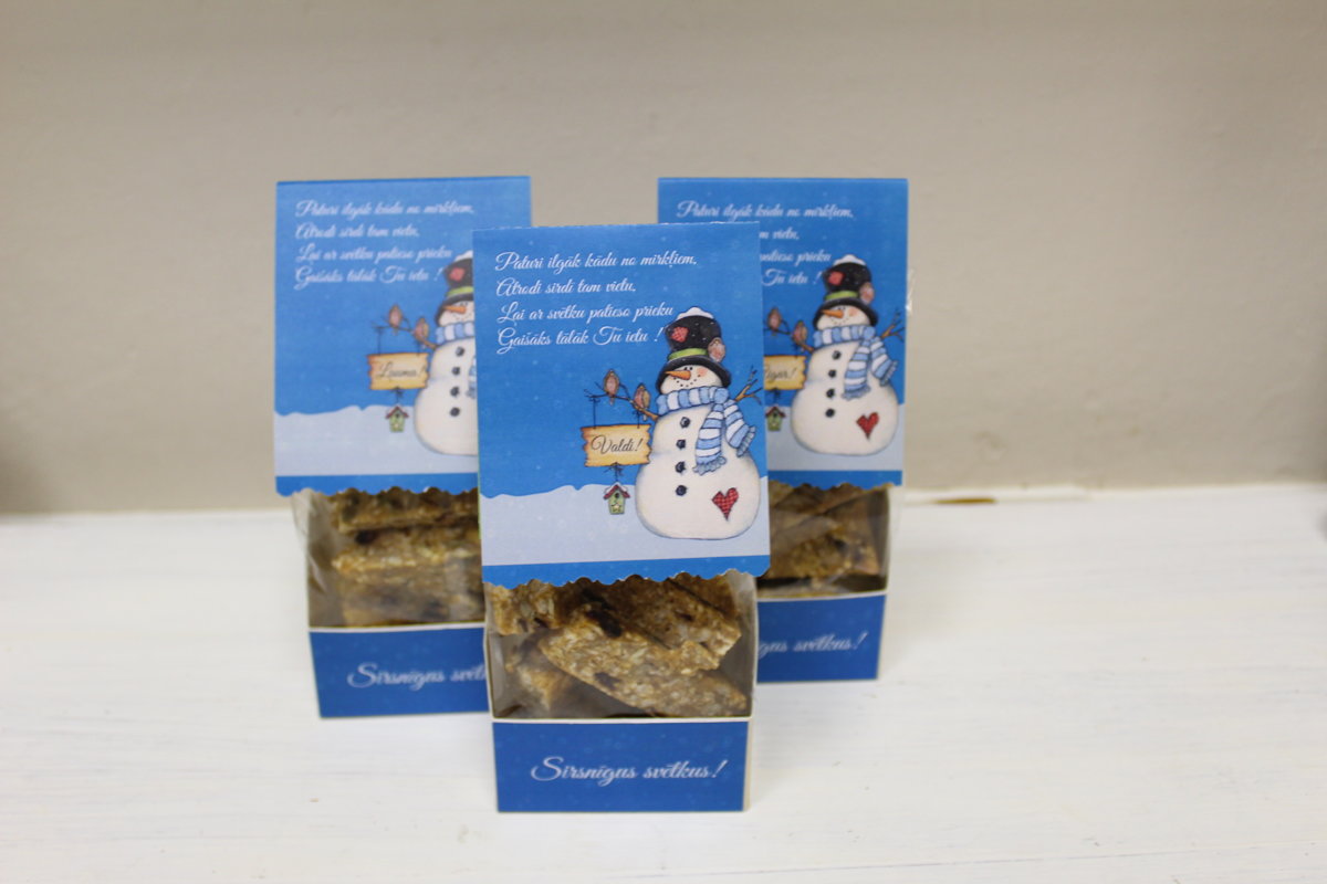 Kviešu pārslu gardums personalizētā iesaiņojumā