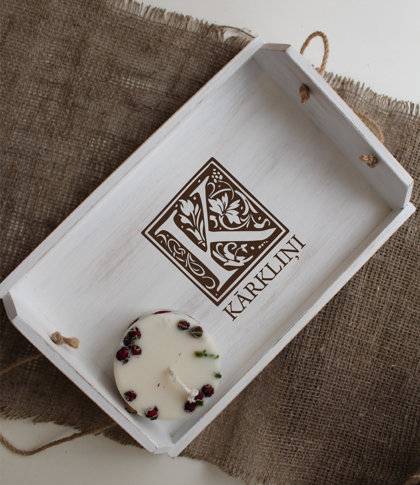 Koka paplāte ar gravējumu - Monogramma Nr.4