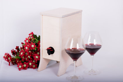 Koka kaste vīnam vai sulas pakām (3 litru tilpumam)