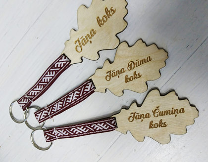 Koka atslēgu piekariņš - Ozollapa